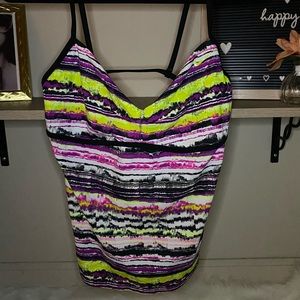 ✨Colorful Nike swim top✨